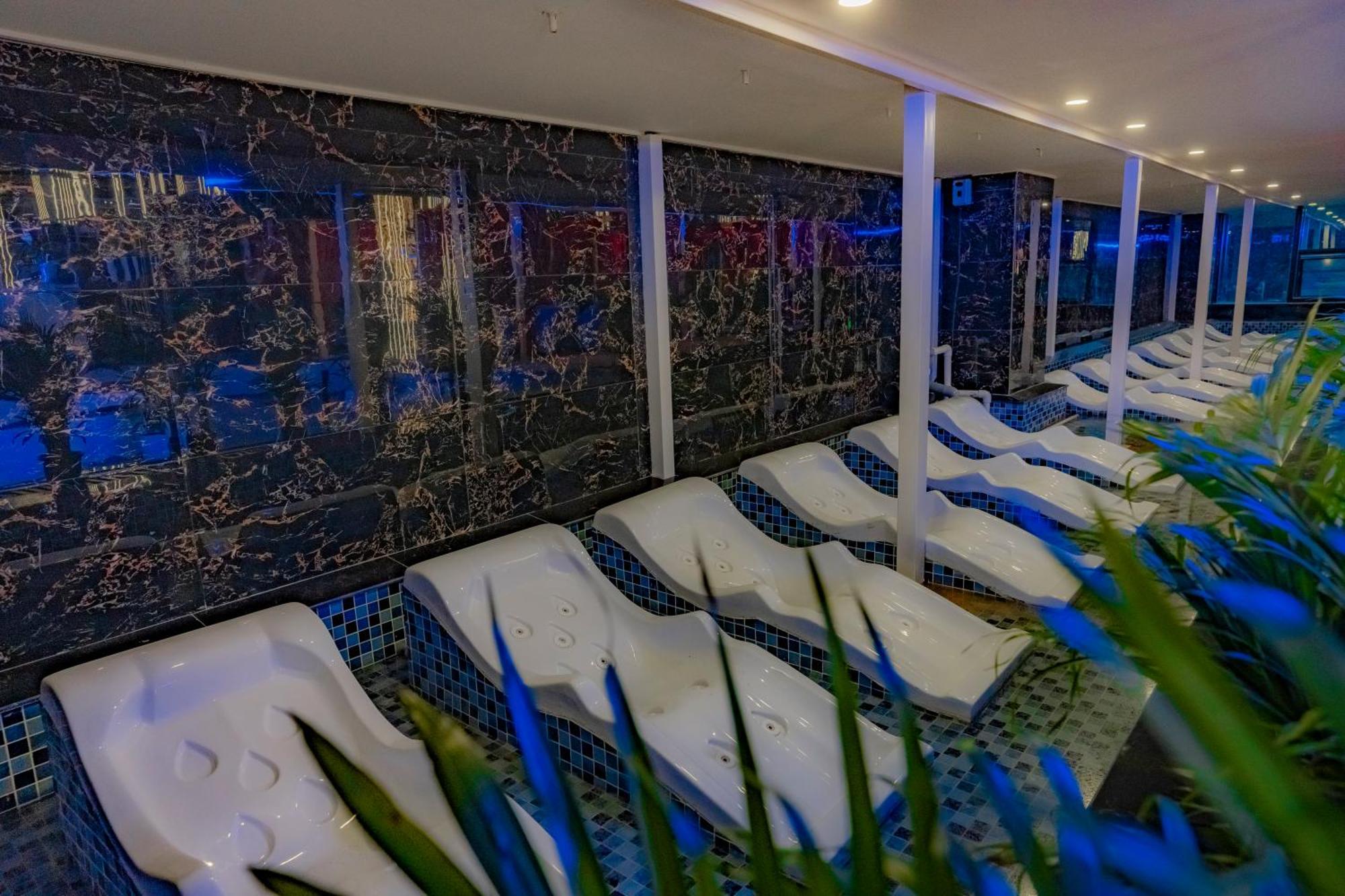 Essotto Recreation Hub Hotell Bangalore Eksteriør bilde