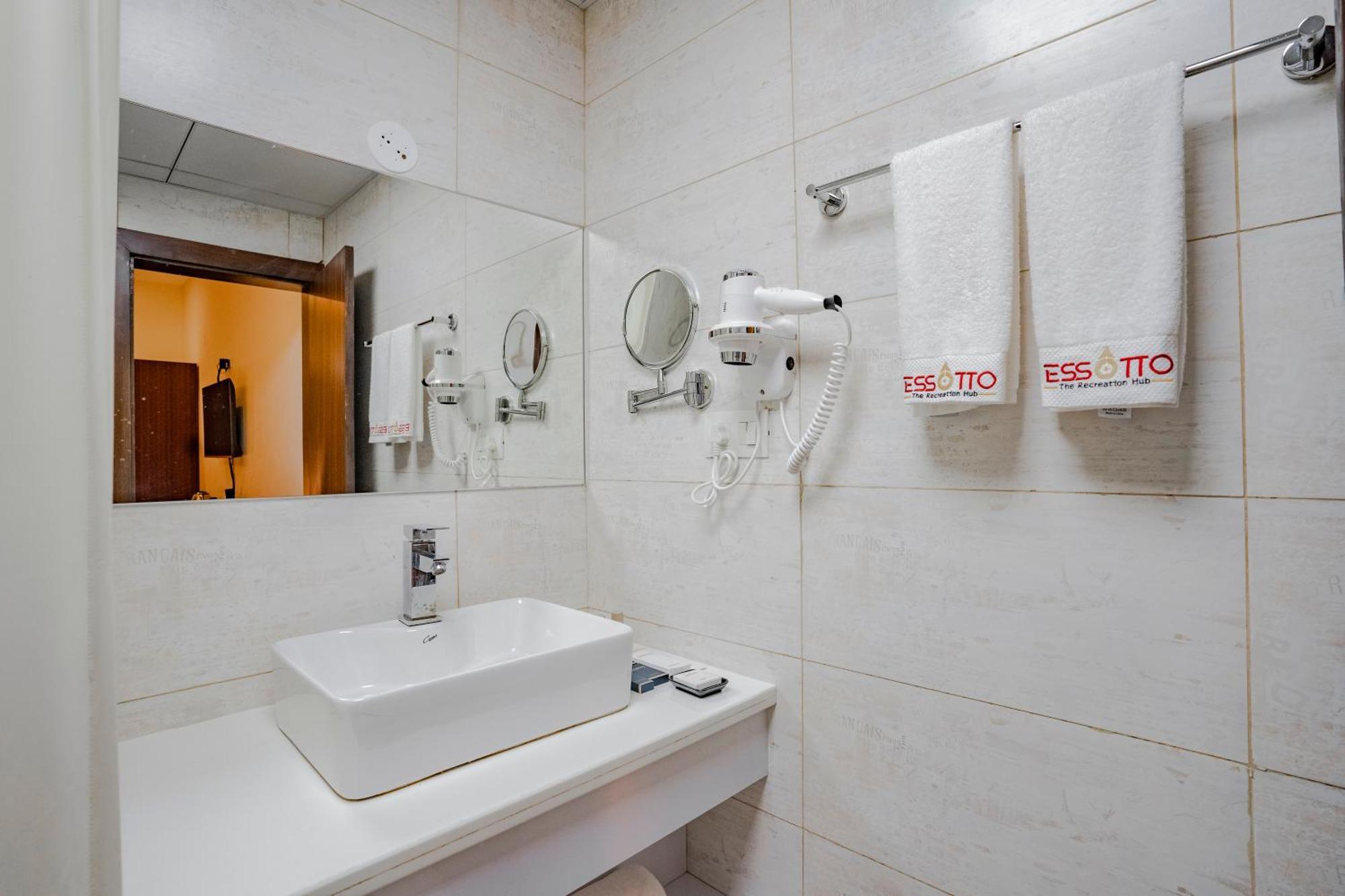 Essotto Recreation Hub Hotell Bangalore Rom bilde